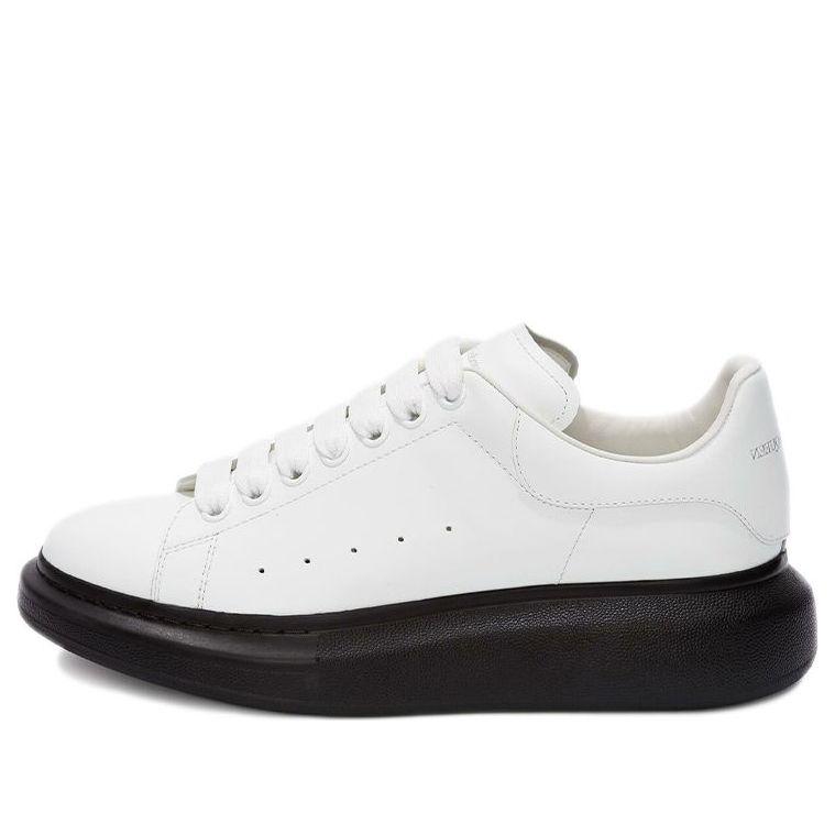 Alexander McQueen Oversized Sneaker 'Black White' 2024
